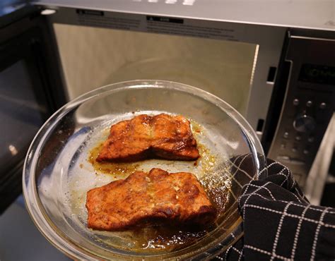 How to Cook Fish in the Microwave Like a Chef .